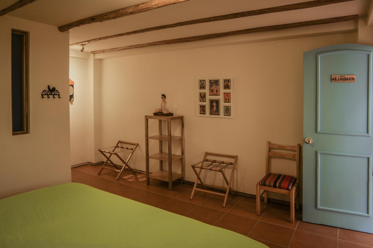 Inti Sisa Art Guesthouse Guamote Buitenkant foto